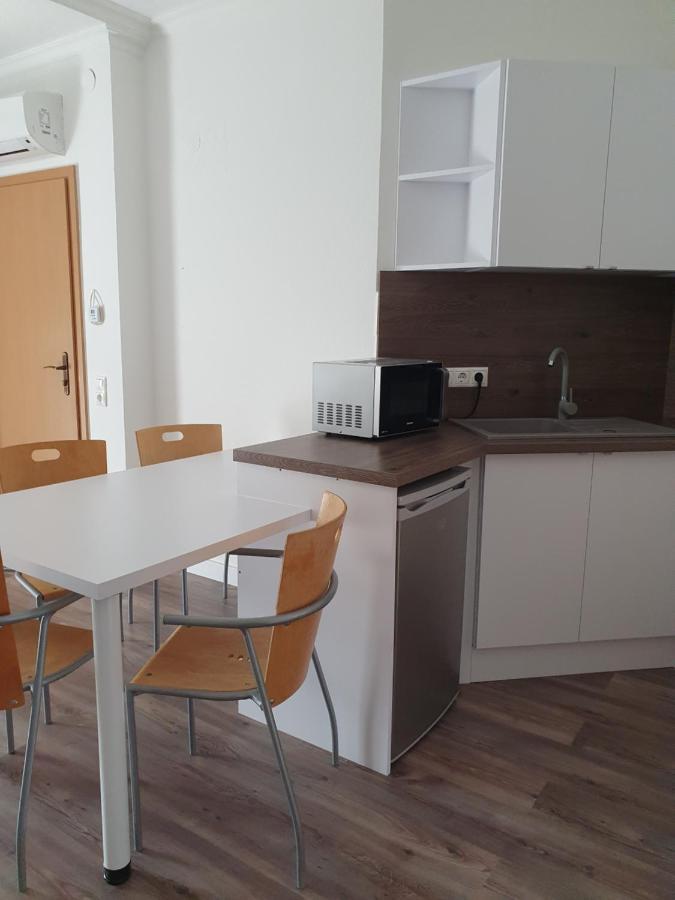 Maja Apartmanhaz Balatonlelle Exteriör bild