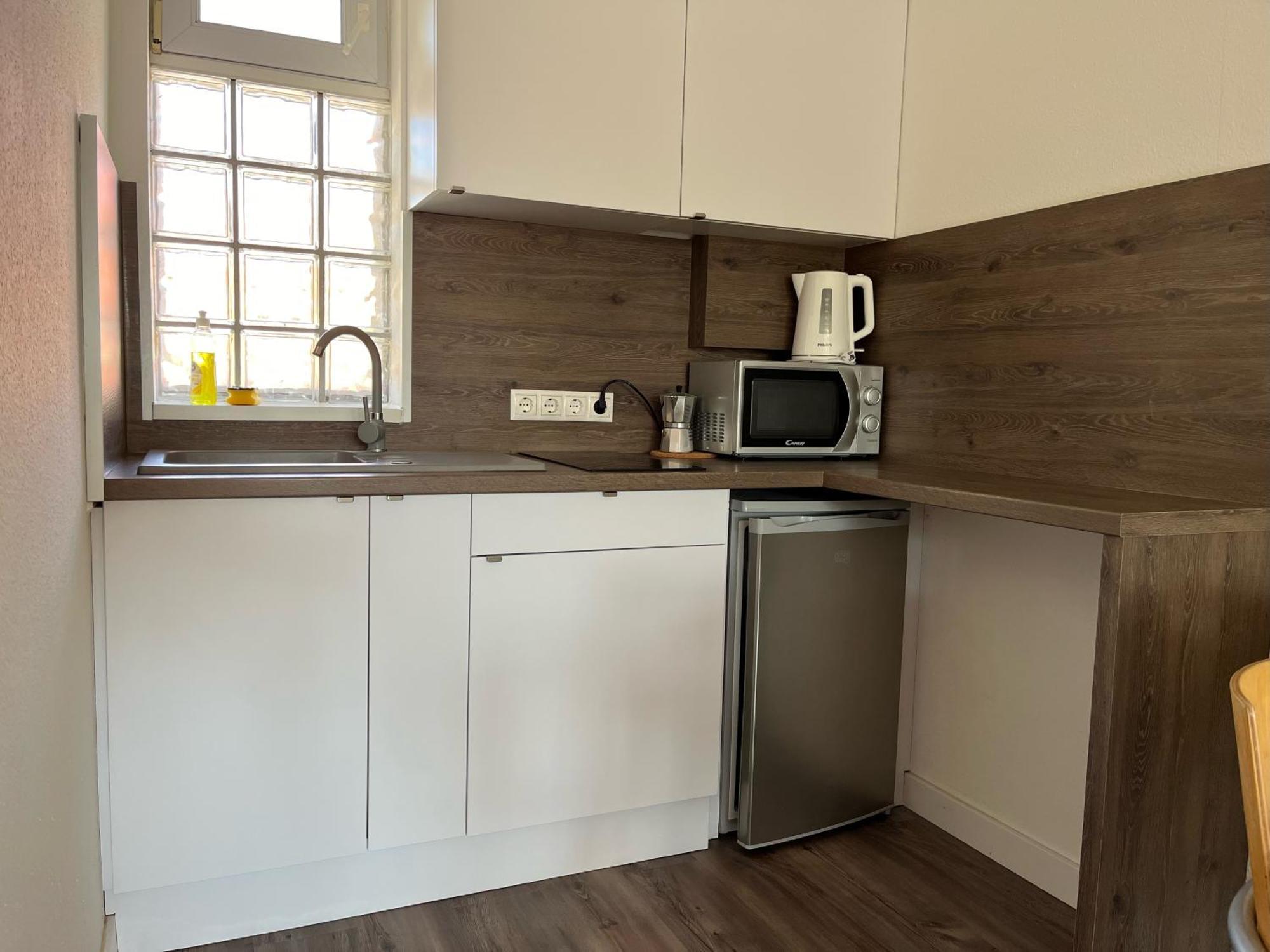 Maja Apartmanhaz Balatonlelle Exteriör bild