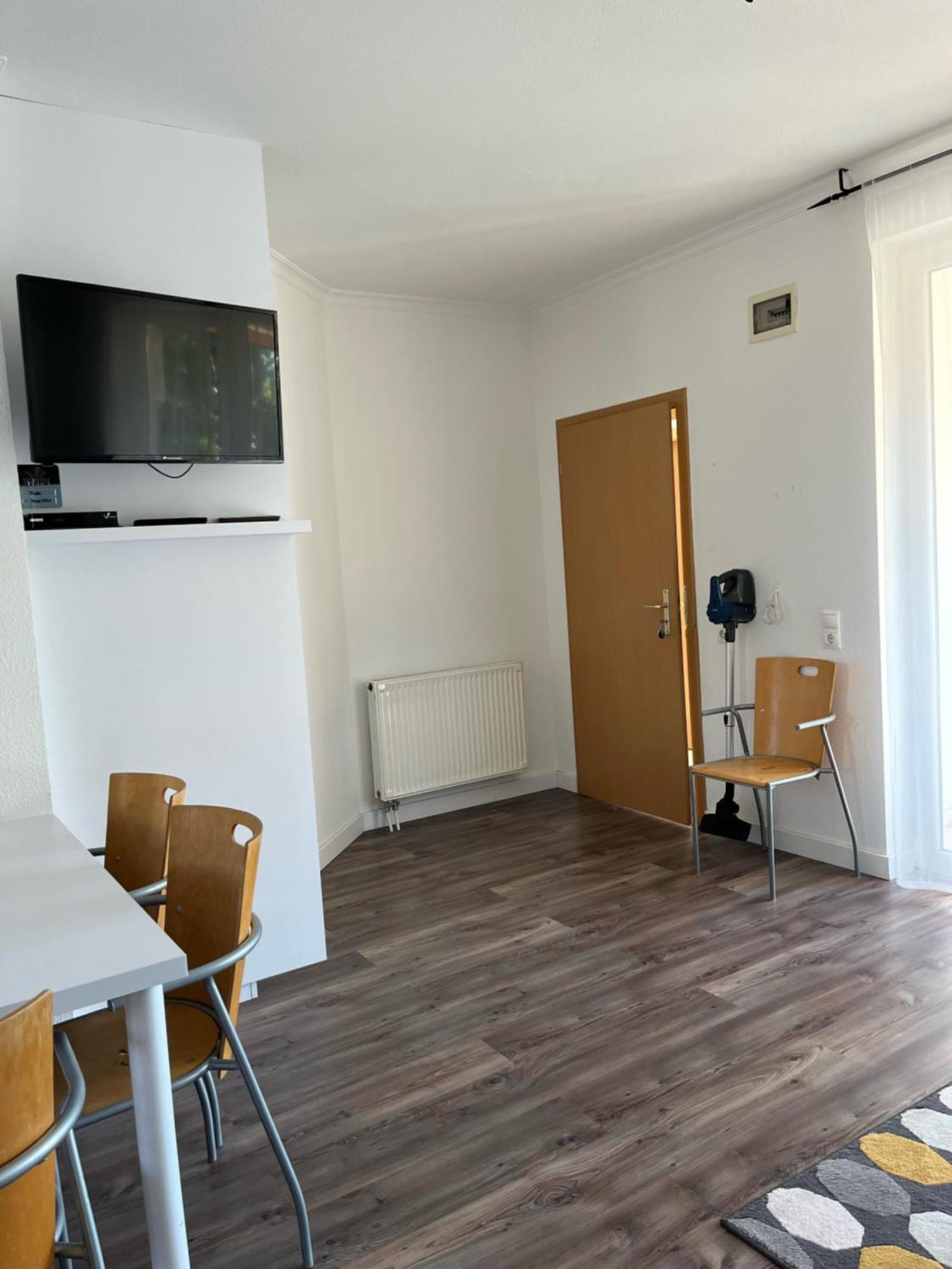 Maja Apartmanhaz Balatonlelle Exteriör bild